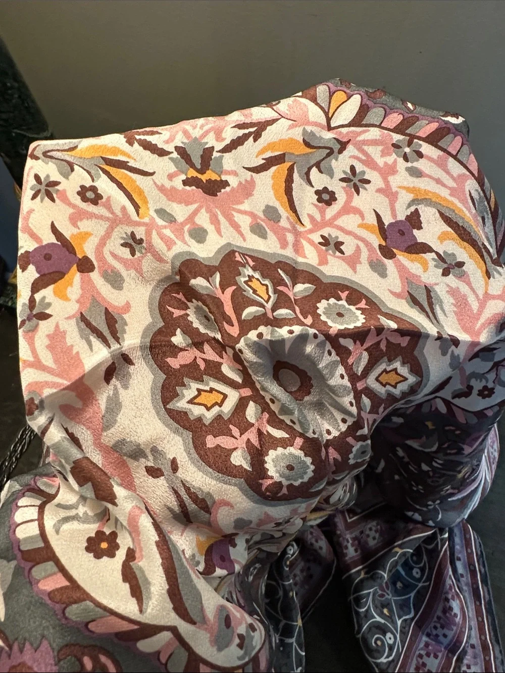 ELLEN TRACY Floral Medallion Square 100% Silk Scarf in Mauve and gray
